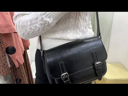 ❤️ Melancap awam perempuan jalang FeralBerry dengan dildo di dalam bilik pemasangan ❤ Lucah Rusia pada kami ms.desixxxtube.ru ️❤